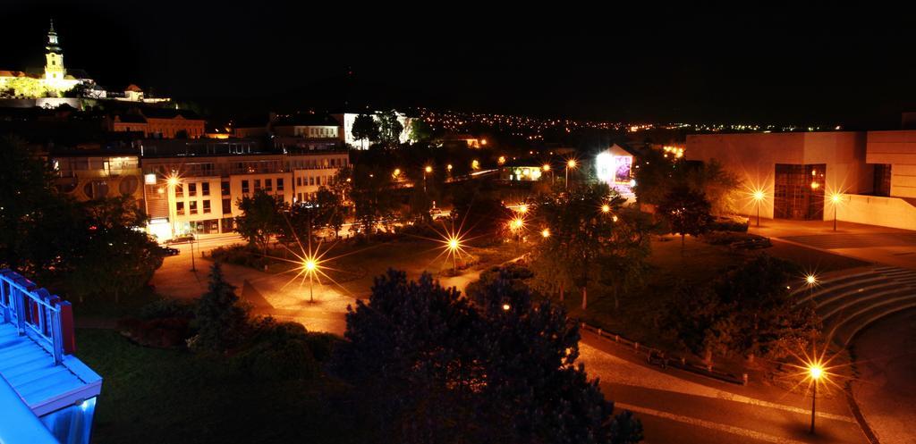 City Hotel Nitra With Free Parking Bagian luar foto